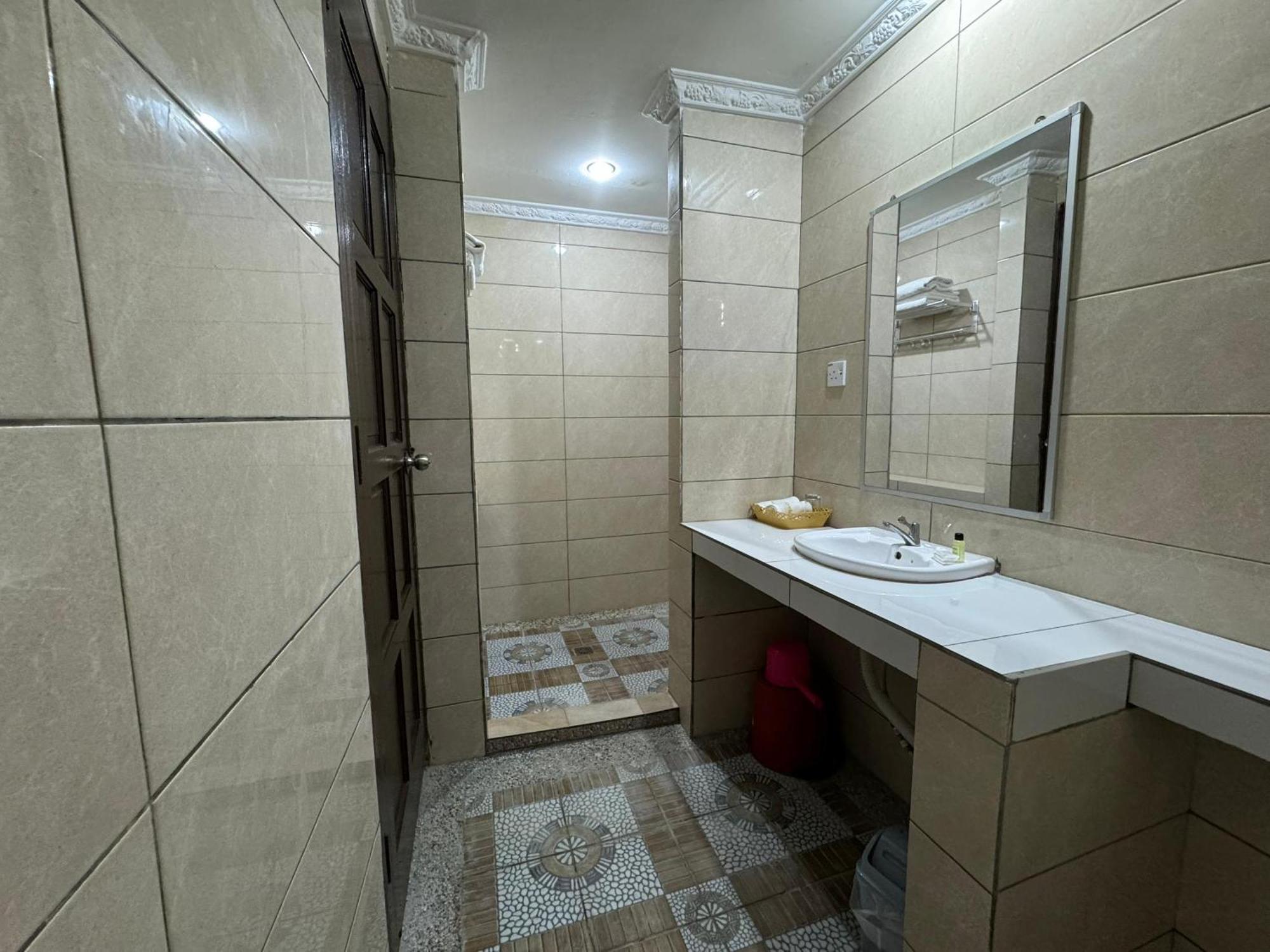 Myoldhouse Lägenhet Lahad Datu Exteriör bild